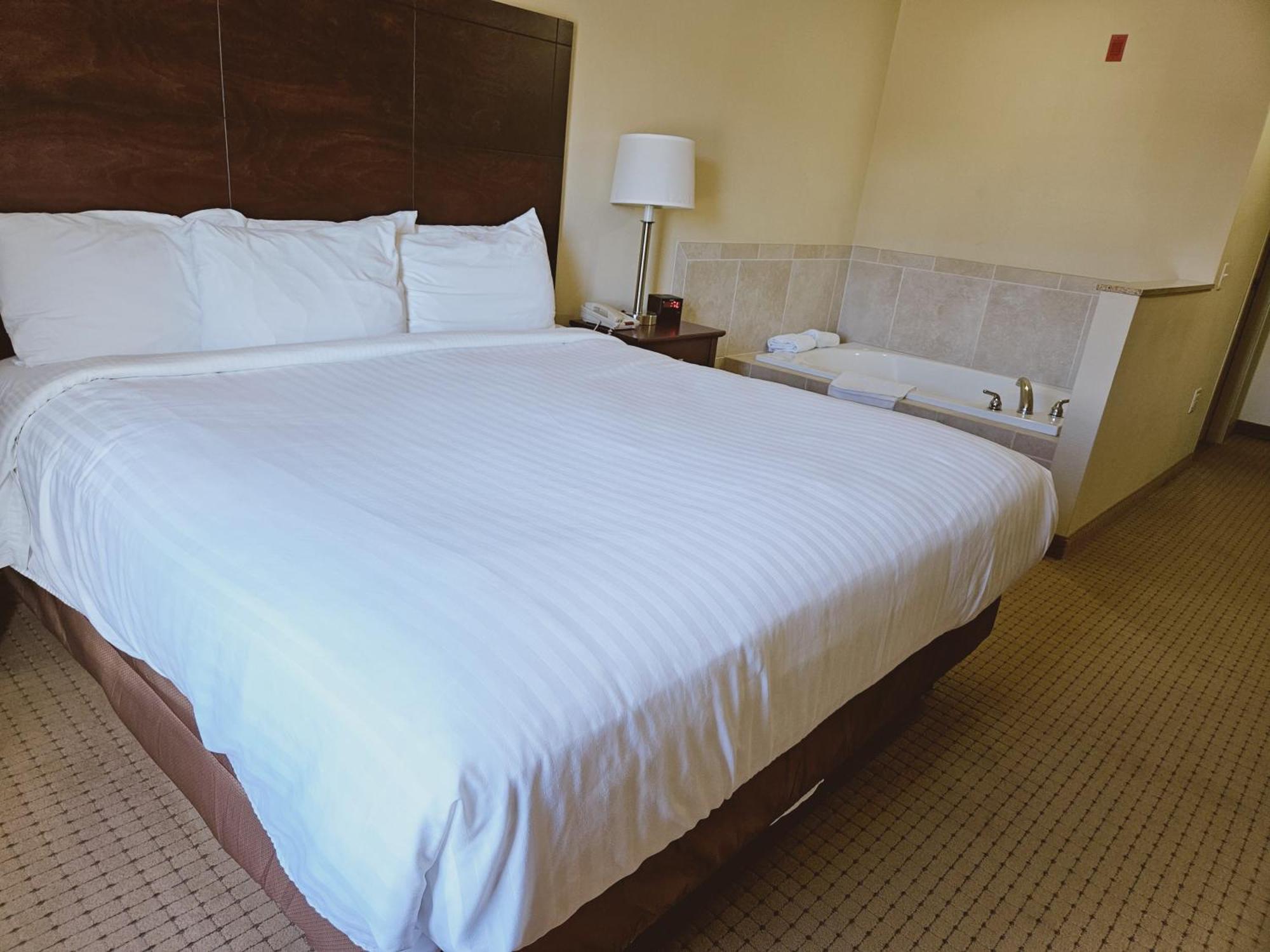 Cobblestone Inn & Suites - Bloomfield Luaran gambar