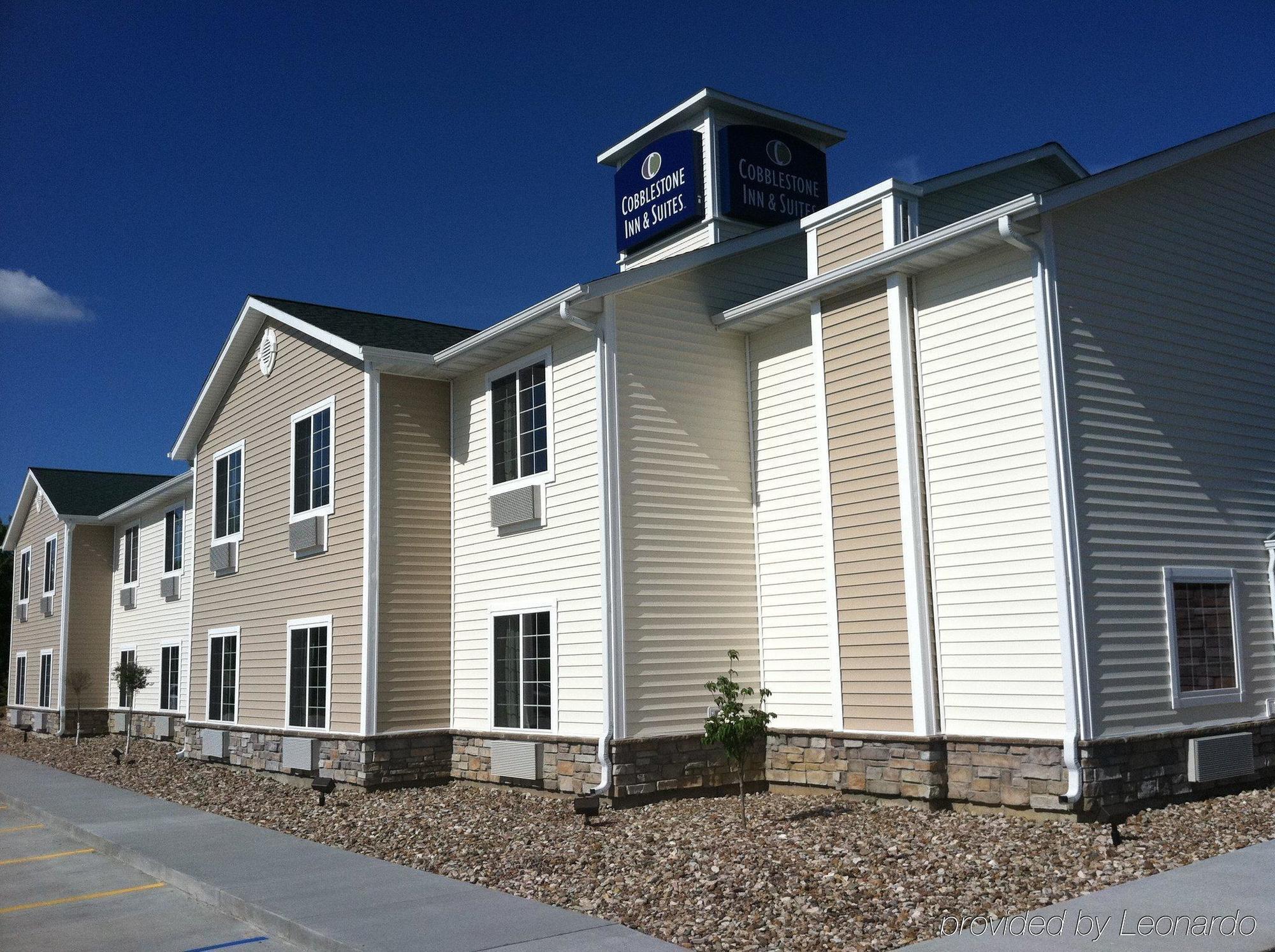 Cobblestone Inn & Suites - Bloomfield Luaran gambar