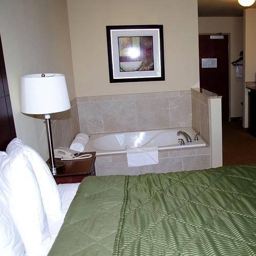 Cobblestone Inn & Suites - Bloomfield Luaran gambar