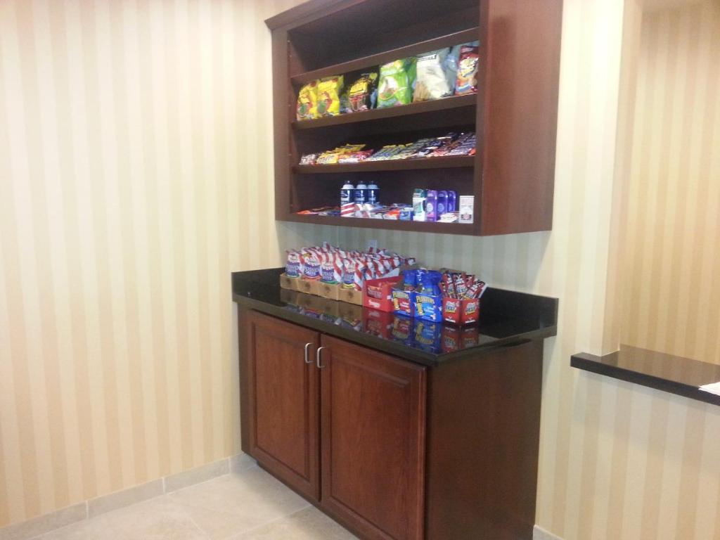 Cobblestone Inn & Suites - Bloomfield Luaran gambar